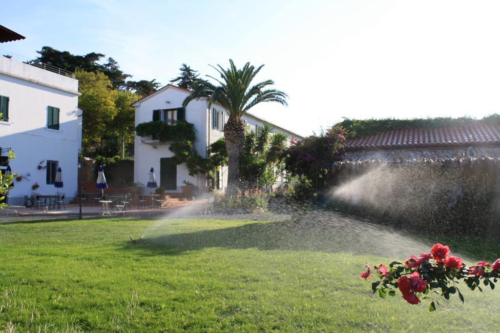 Agriturismo Ss Annunziata San Vincenzo Luaran gambar